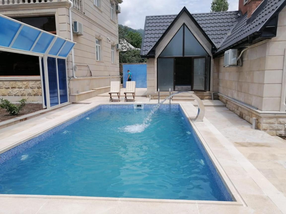 Viva Hotel Gabala With Outdoor Pool ,Sauna And Waterfall Габала Екстериор снимка